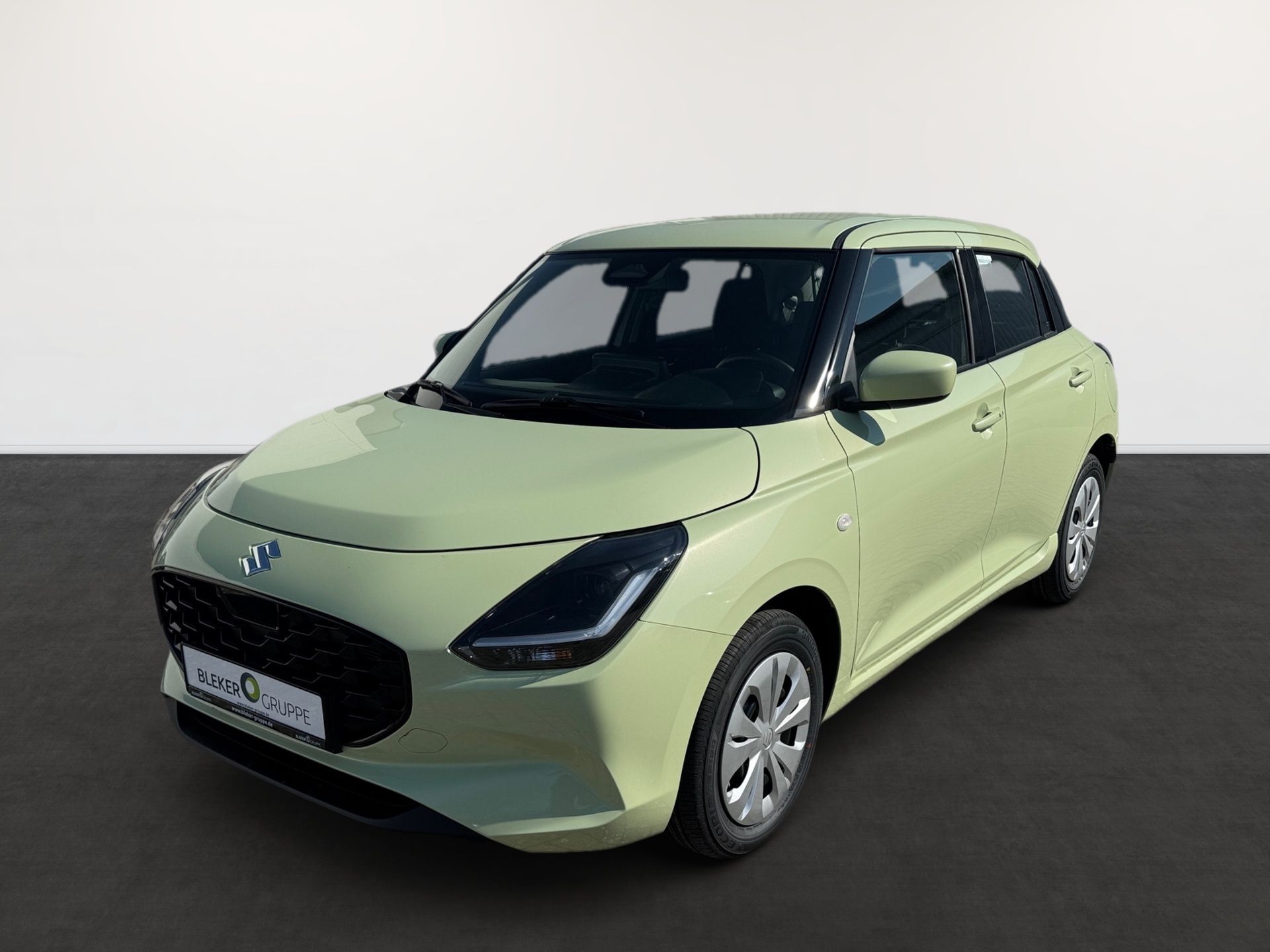 Suzuki Swift CLUB HYBRID