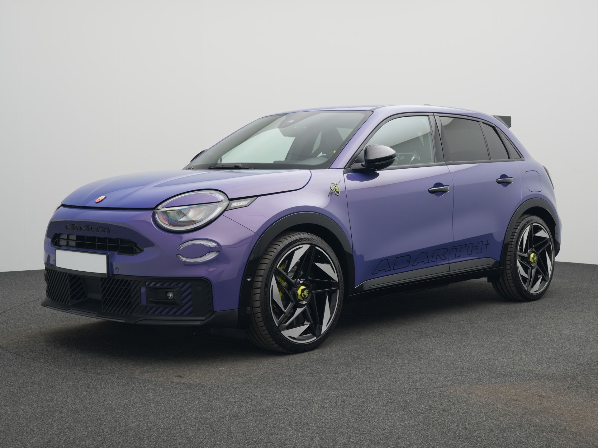 Abarth 600e Scorpionissima Edition/Sound/Schalens/Kamera/ Assistent
