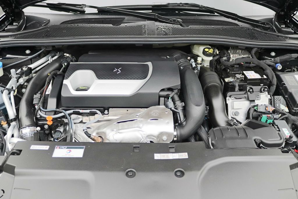 DS Automobiles DS 4 PERFORMANCE LINE PureTech 130