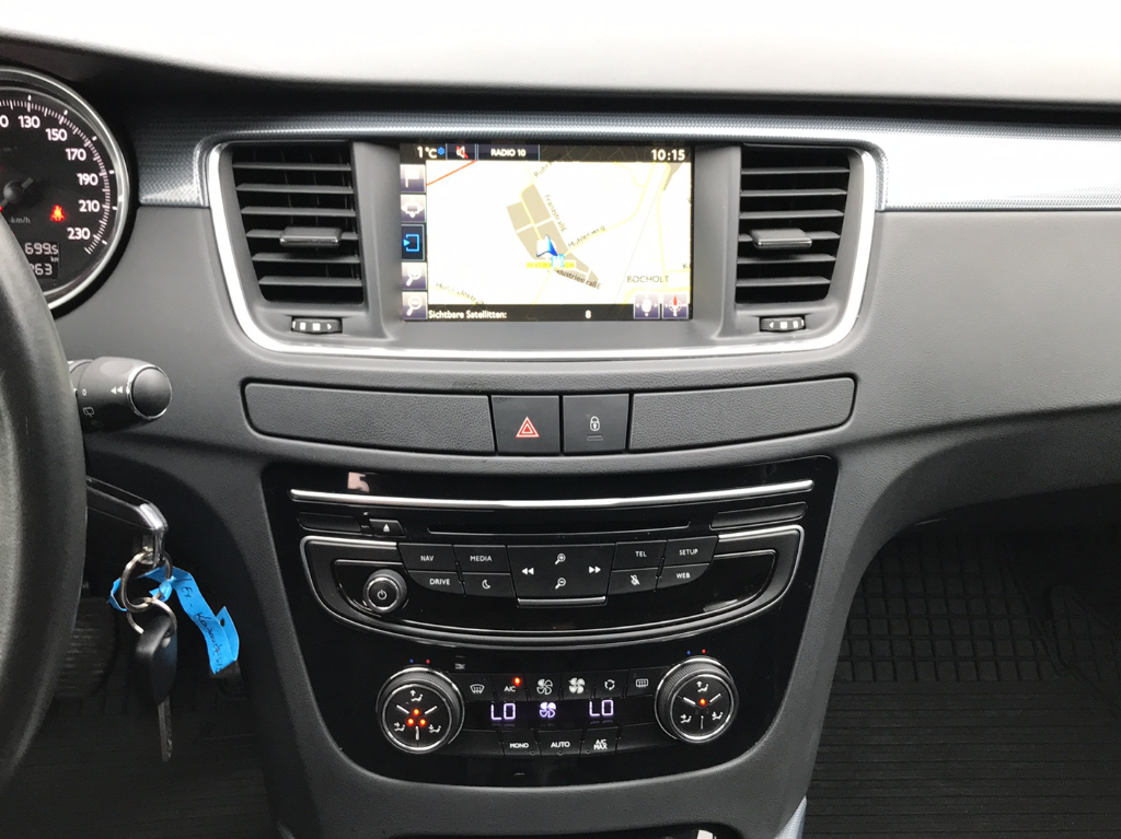 Peugeot 508 SW Active BlueHdi 150 Navi / PDC /