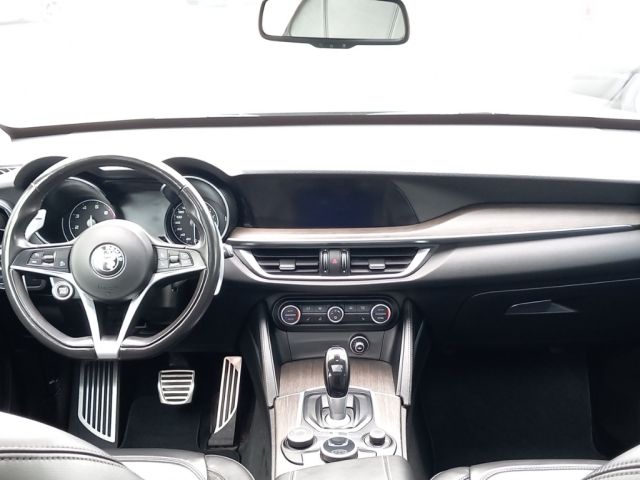 Alfa Romeo Stelvio 2.0T 16V206kW AT8 Q4