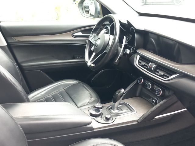 Alfa Romeo Stelvio 2.0T 16V206kW AT8 Q4