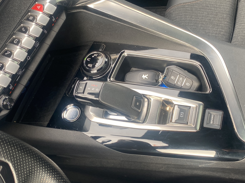 Peugeot 5008 Pure Tech 180 GT-Line EAT8