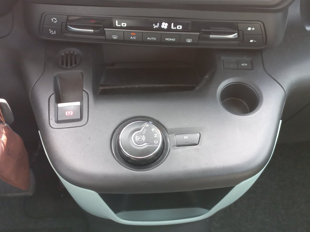 Citroën Berlingo M Pure Tech 130 Feel EAT8