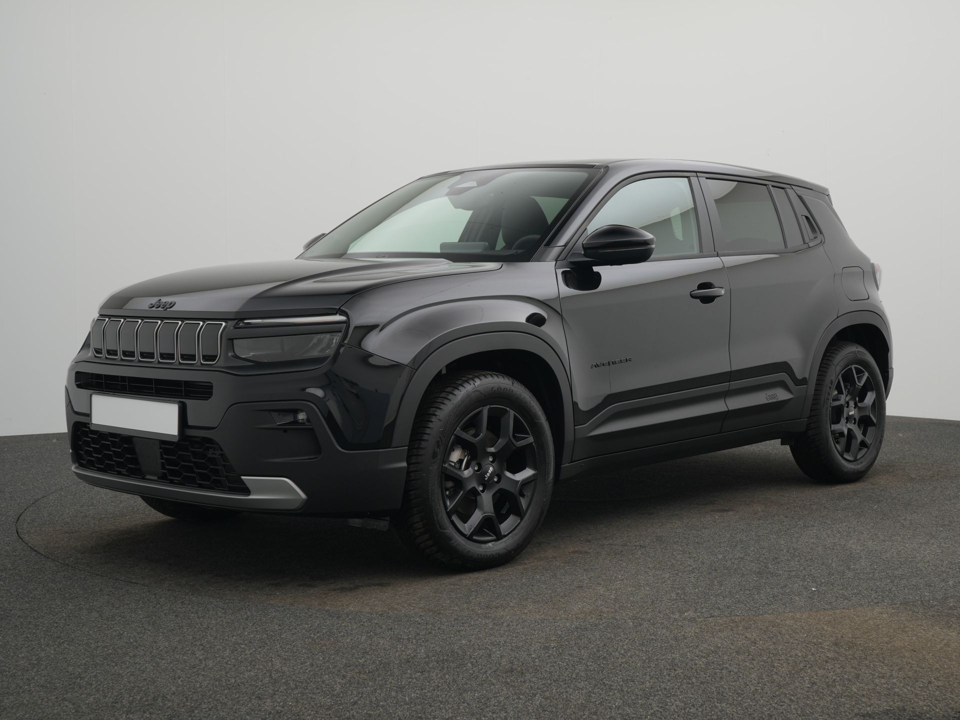 Jeep Avenger Mild-Hybrid Black Edition + Allwetterreifen