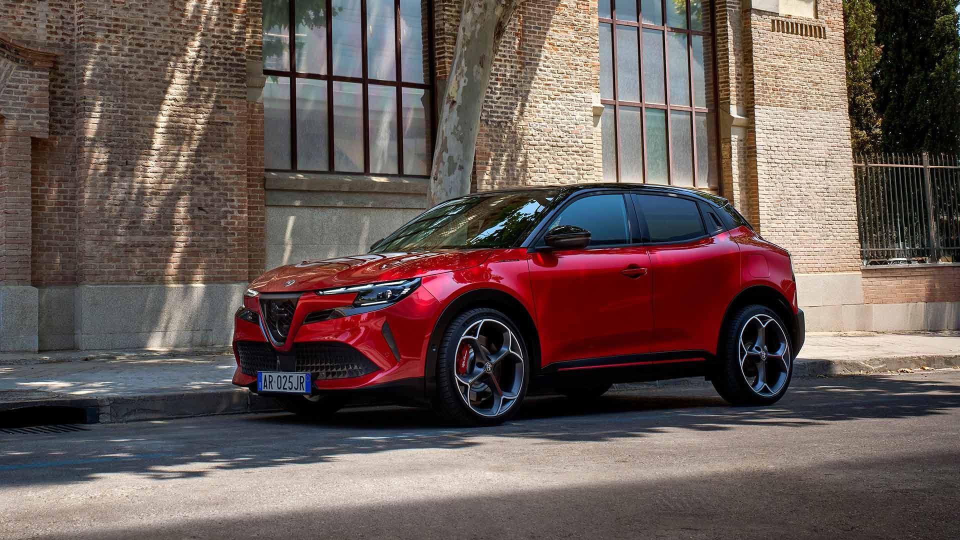 Alfa-Romeo-Junior-My26