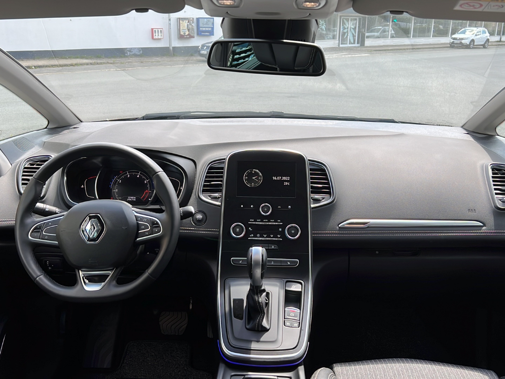 Renault Scenic TCe 140 Intens EDC GPF