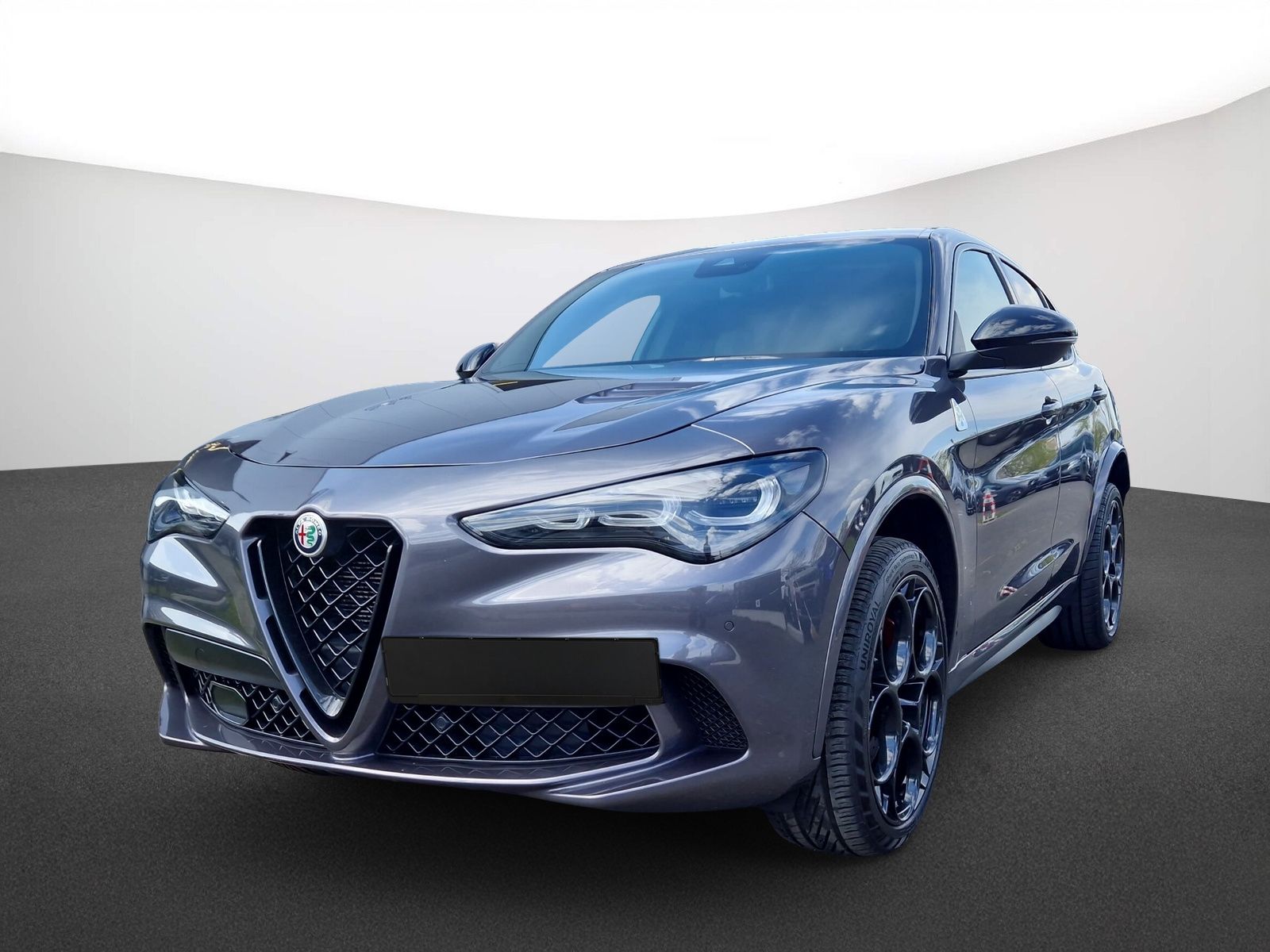Alfa Romeo Stelvio Quadrifoglio MY24 QUADRIFOGLIO 2.9 V6 Bi-Turbo 382 kW (520 PS) AT8