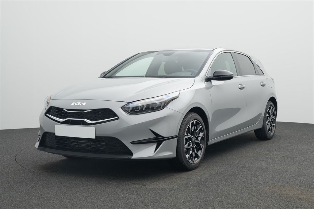 Kia Ceed _5 1.5T 140 NIGHTLINE STD