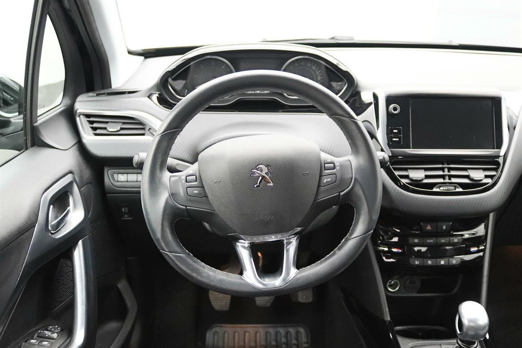 Peugeot 2008 BlueHDi 100 Allure