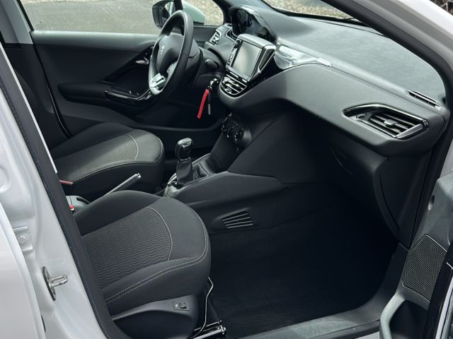 Peugeot 208 Pure Tech 82 Active