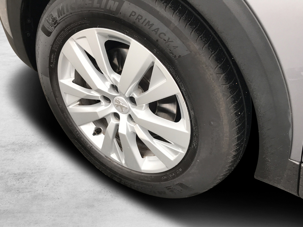 Peugeot 3008 BlueHDi 130 Active Business EAT8