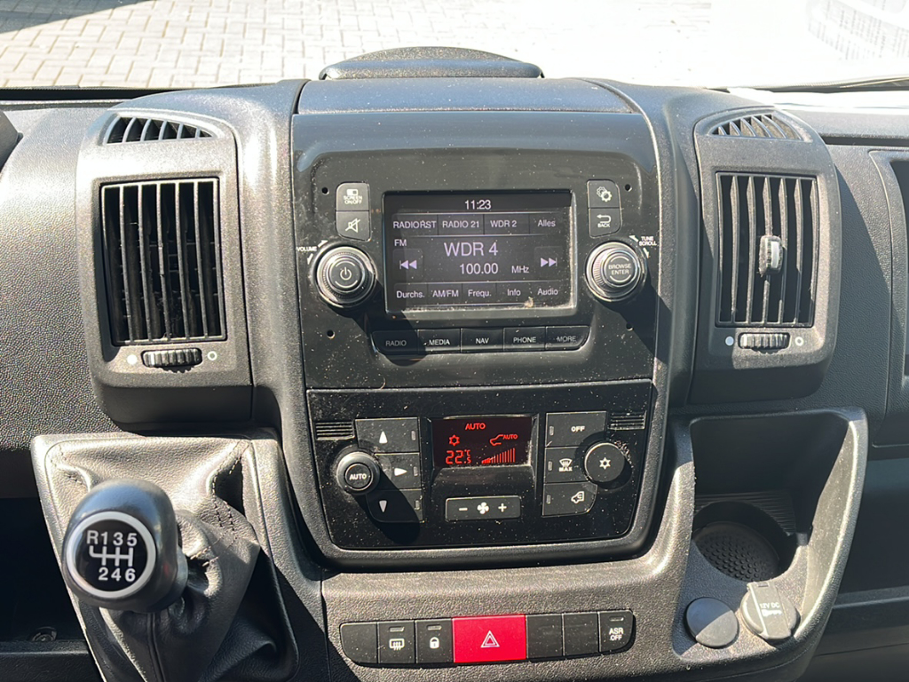 Citroën Jumper KW 33 BlueHDi 140 Club L2H2