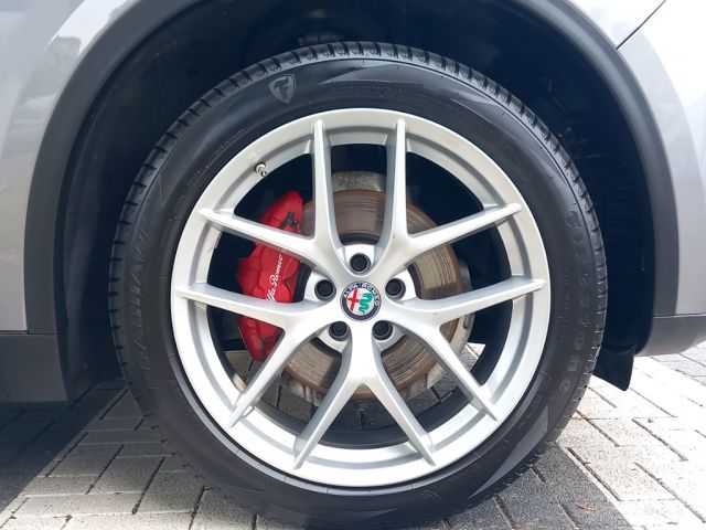 Alfa Romeo Stelvio 2.0T 16V206kW AT8 Q4