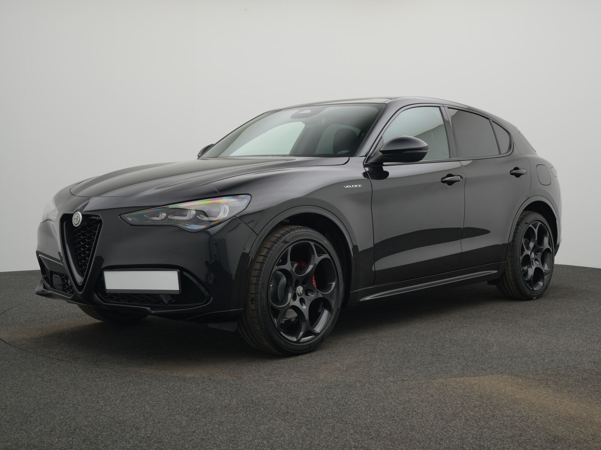 Alfa Romeo Stelvio Veloce Q4 2.2 Diesel Pano + AHK + Sound