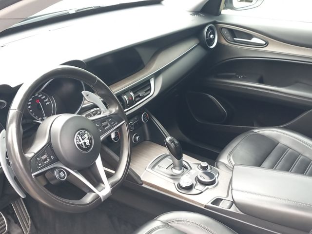 Alfa Romeo Stelvio 2.0T 16V206kW AT8 Q4