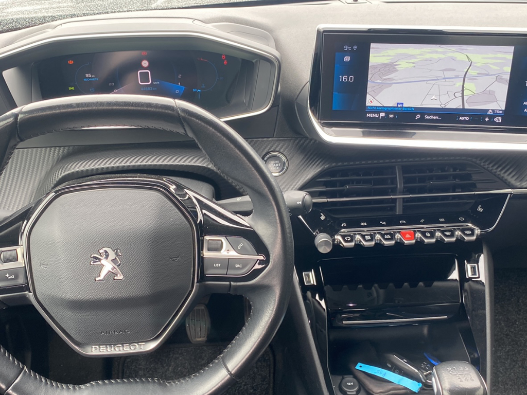 Peugeot 2008 Pure Tech 130 Allure