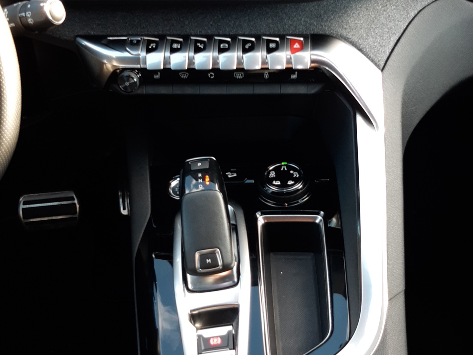 Peugeot 3008 BlueHDi 130 Allure GT-Line Paket EAT8