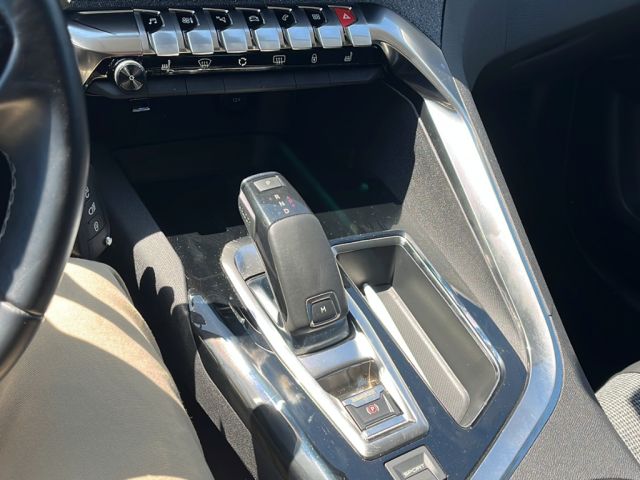 Peugeot 3008 BlueHDi 120 Allure EAT6