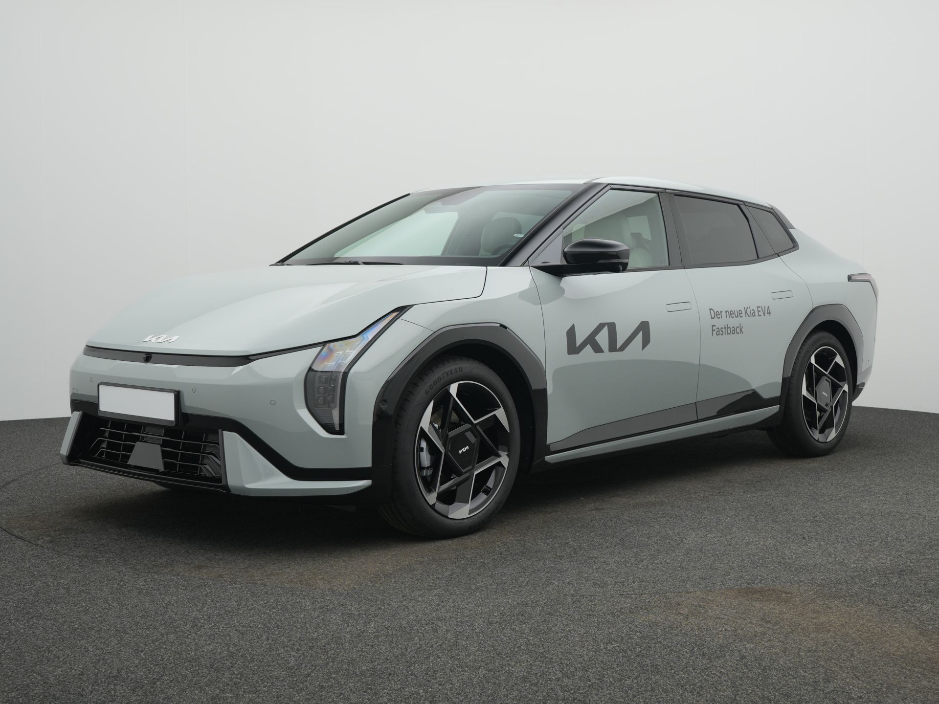Kia EV4 FASTBACK GTL DWP COM CON