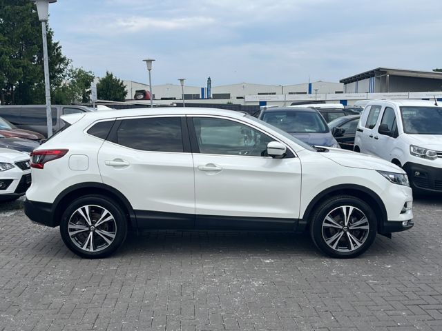 Nissan Qashqai 1.6 dCi DPF N-Connecta 4x2