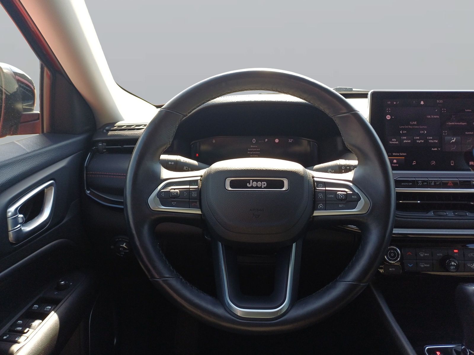 2023 Jeep COMPASS