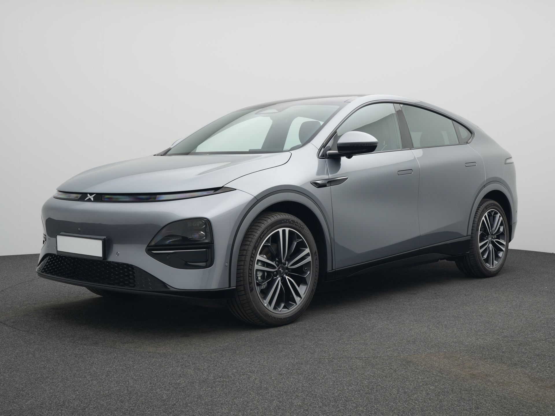 XPeng G6 Performance+Graphite Gray+Dunkelgrau Nappaleder