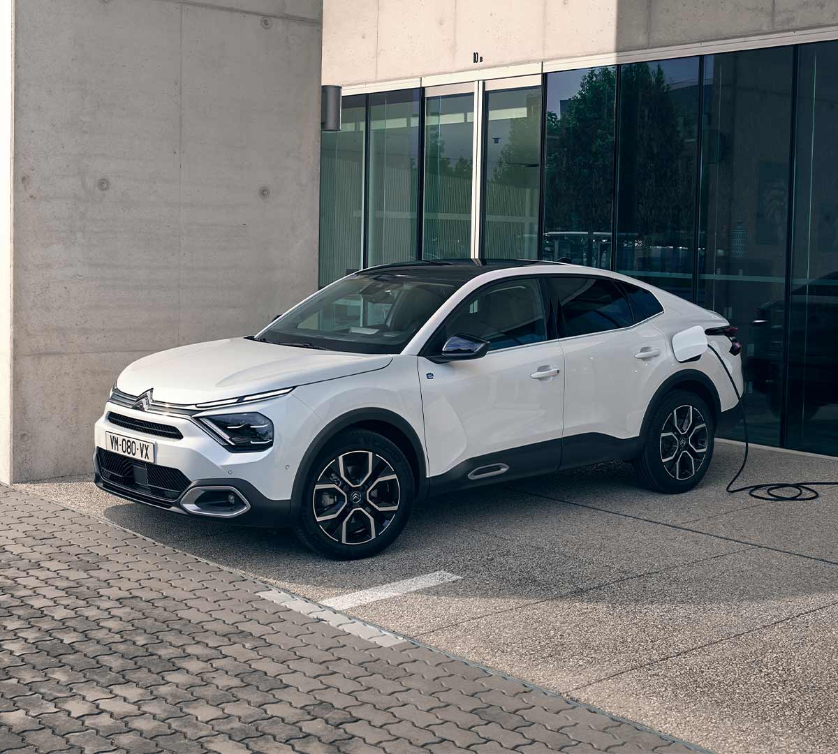 Abbildung Citroën ë-C4X 