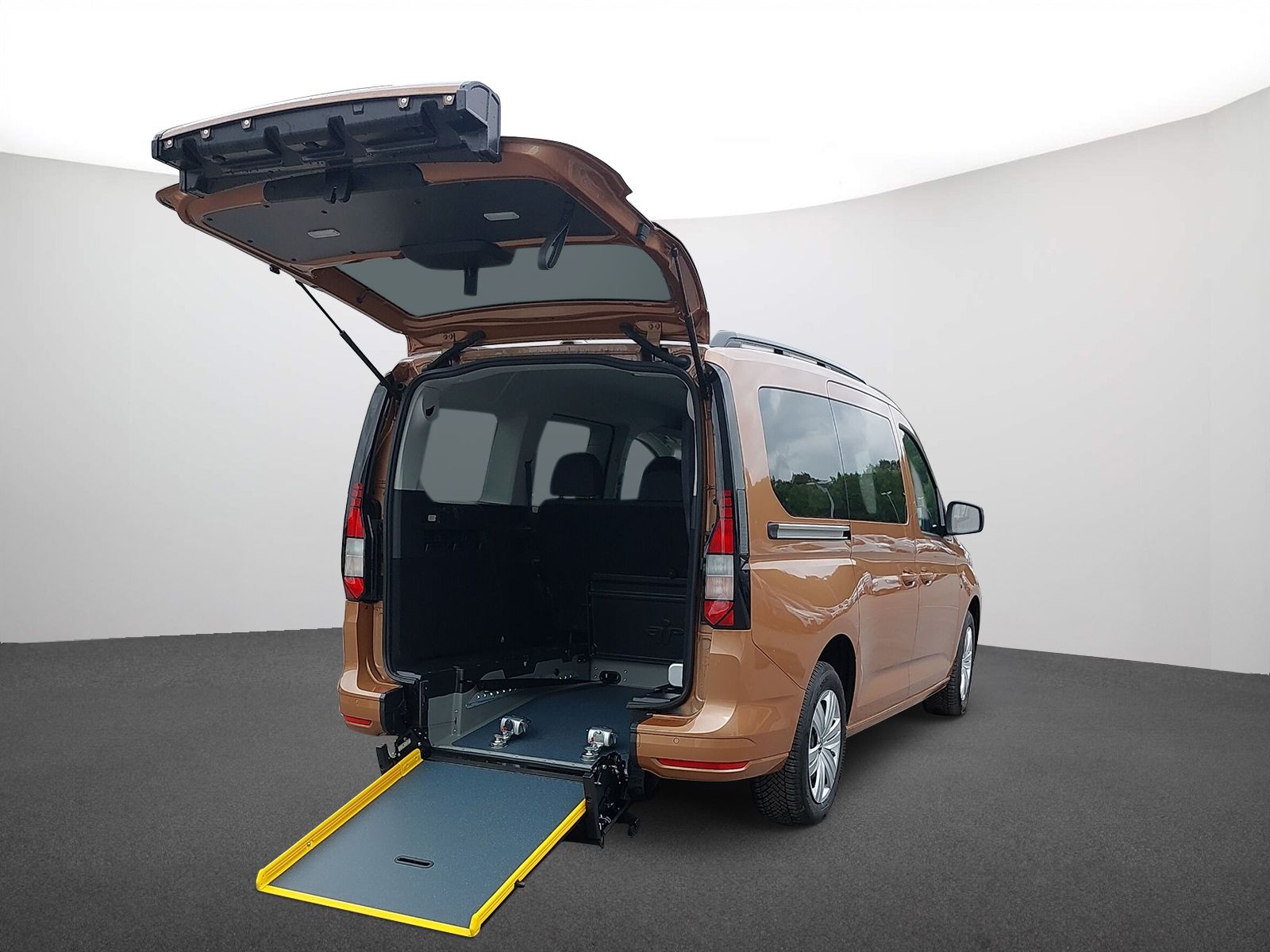 Volkswagen Caddy Maxi 1,5 TSI Rollstuhlumbau