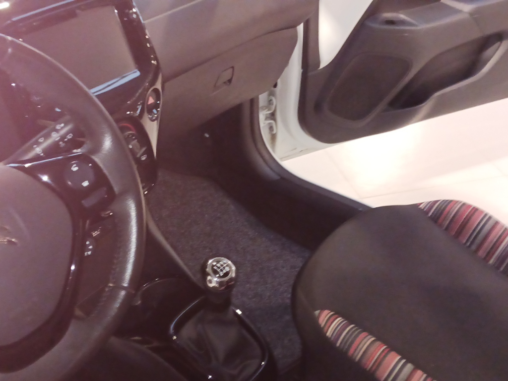 Citroën C1 3T VTi 72 Shine