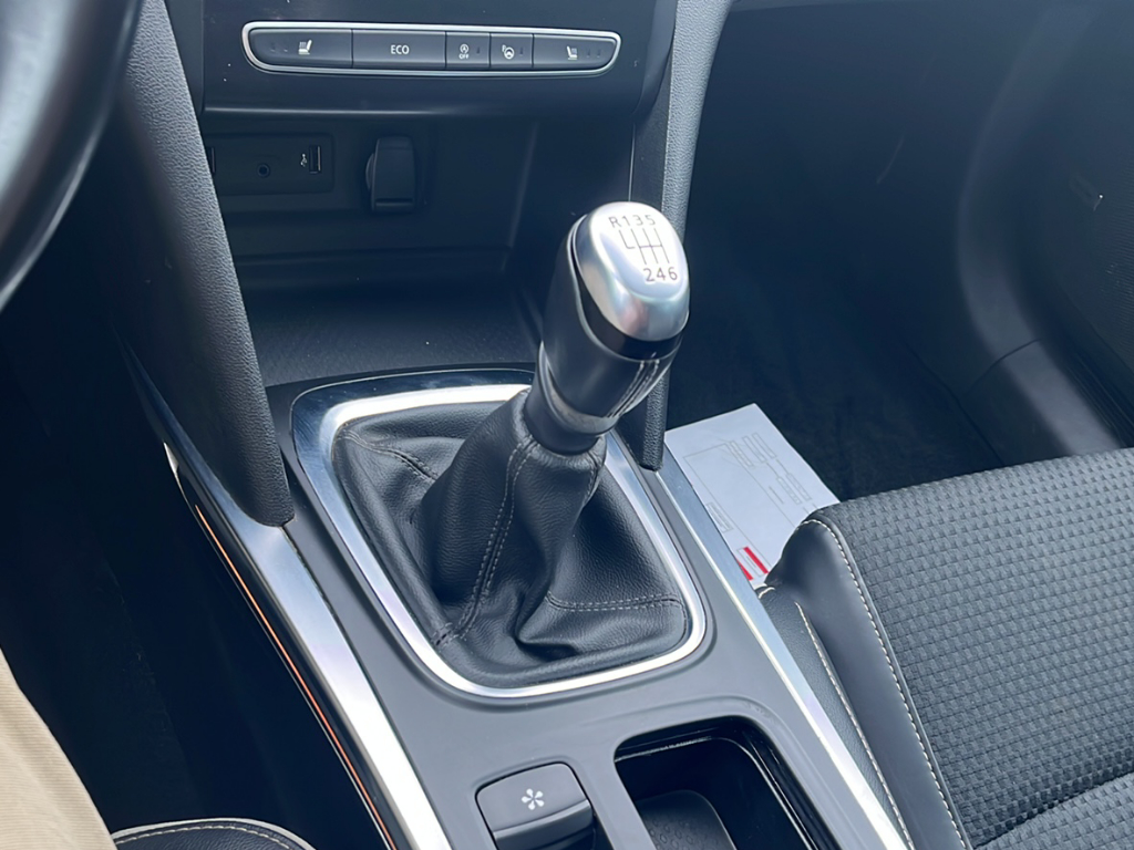 Renault Megane Grandtour Blue dCi 115 BOSE-Edition