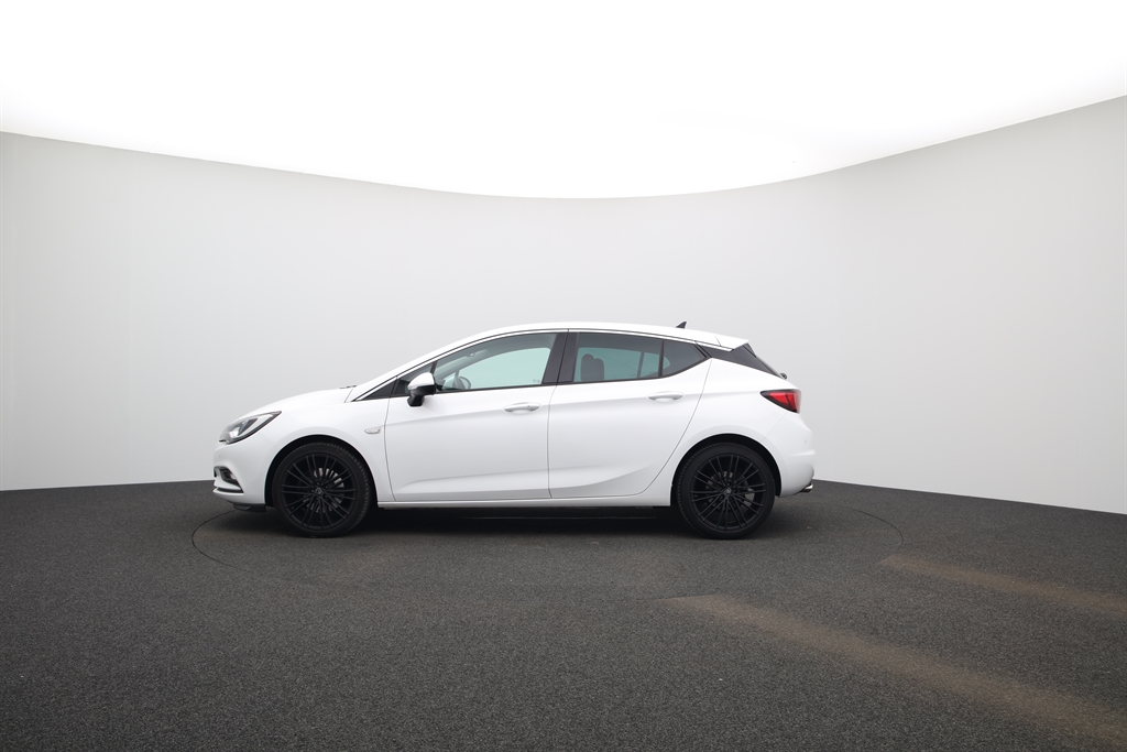 Opel ASTRA 1,6 Direkt Injection Turbo Dynamic Automatik
