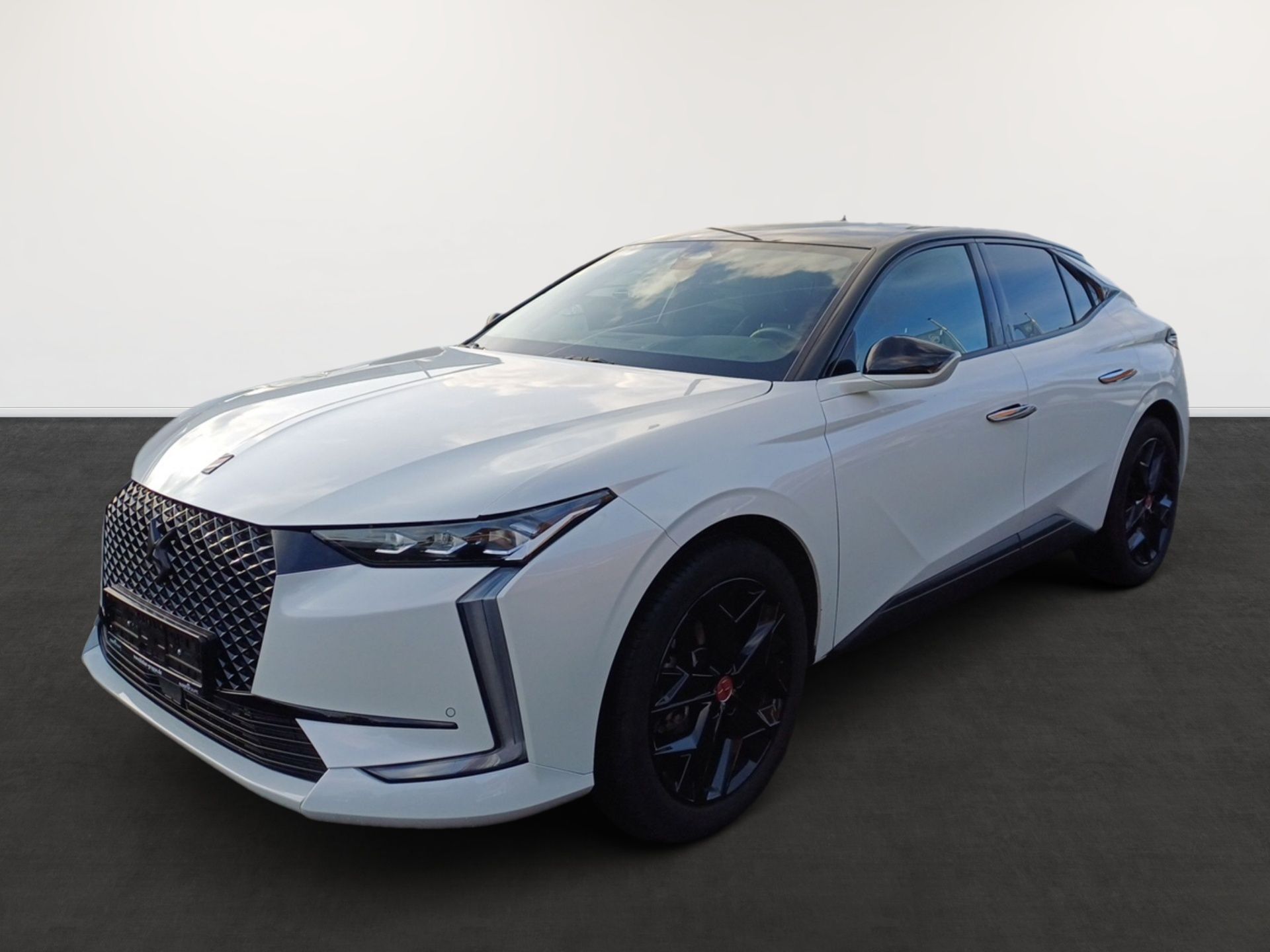 DS Automobiles DS 4 Performance Line +