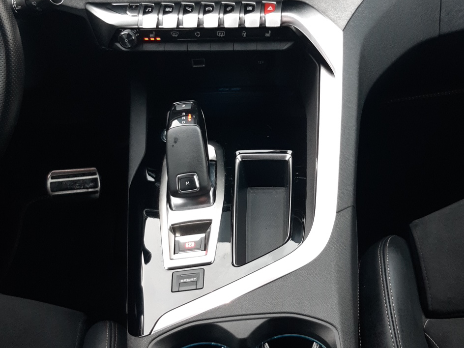 Peugeot 3008 BlueHDi 180 GT EAT8