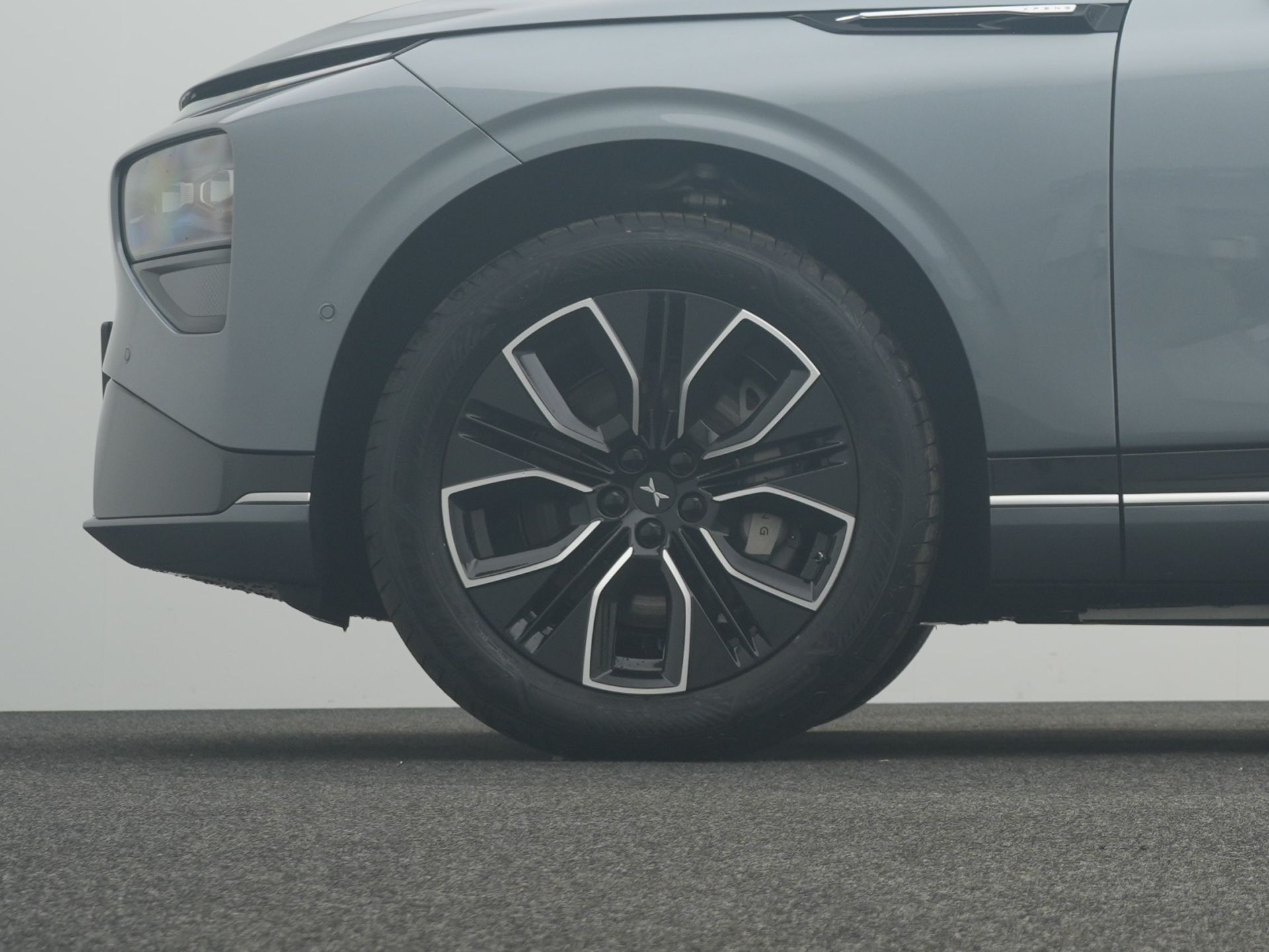 XPeng G9 LongRange+Graph/Schw Nappa+21"+Prem+AHK