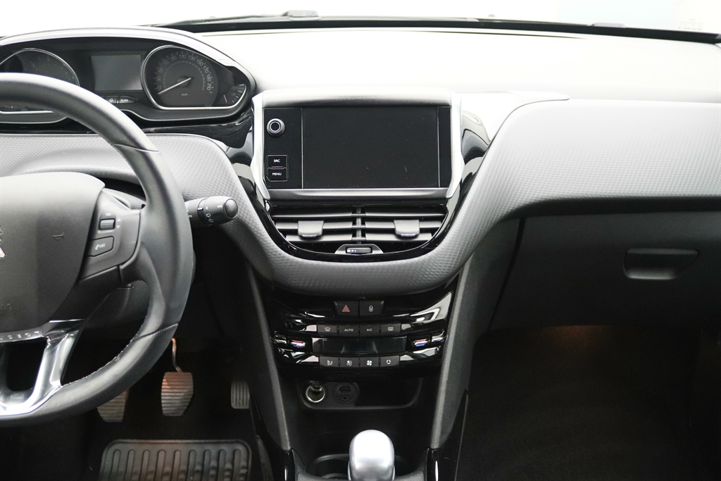 Peugeot 2008 BlueHDi 100 Allure