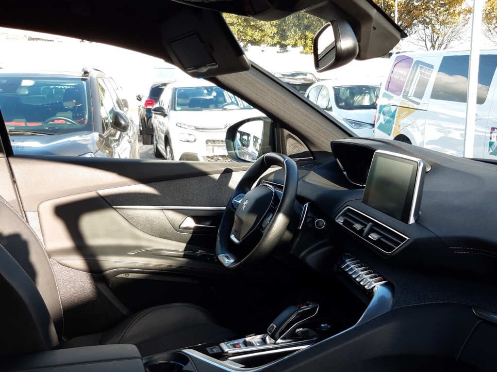Peugeot 3008 BlueHDi 130 Allure GT-Line Paket EAT8