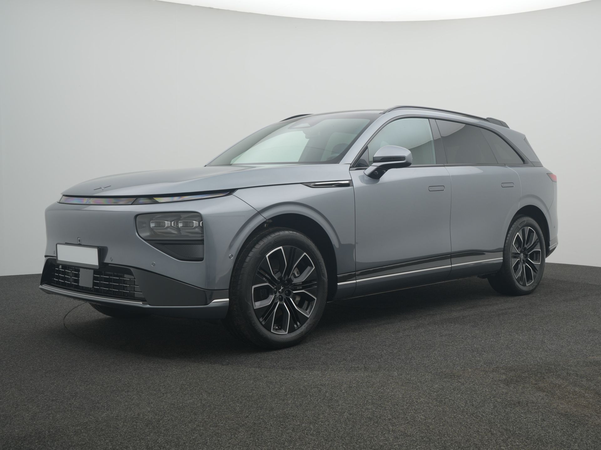 XPeng G9 MY25 Long R.+Graph/Schw Nappa+20"+Prem+AHK