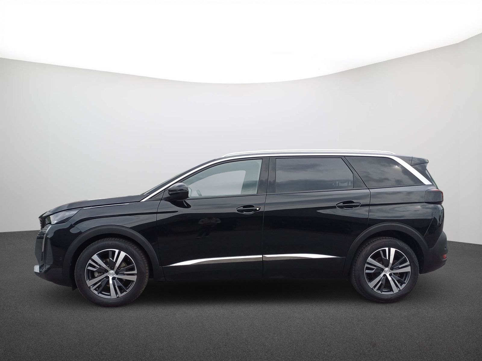 2024 Peugeot 5008