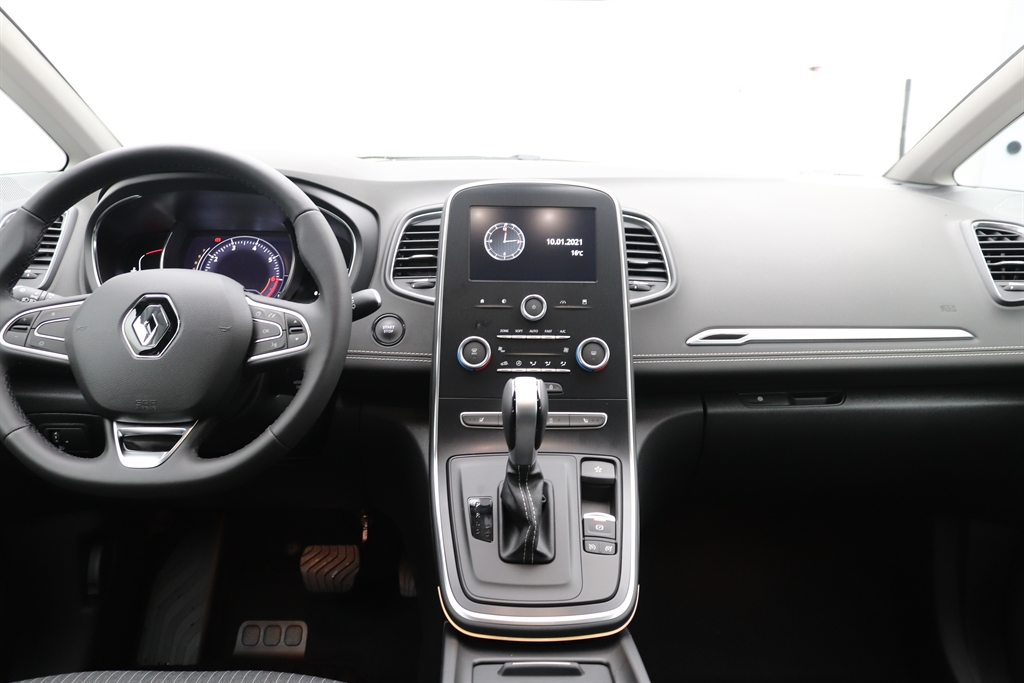 Renault Scenic TCe 140 Intens EDC GPF