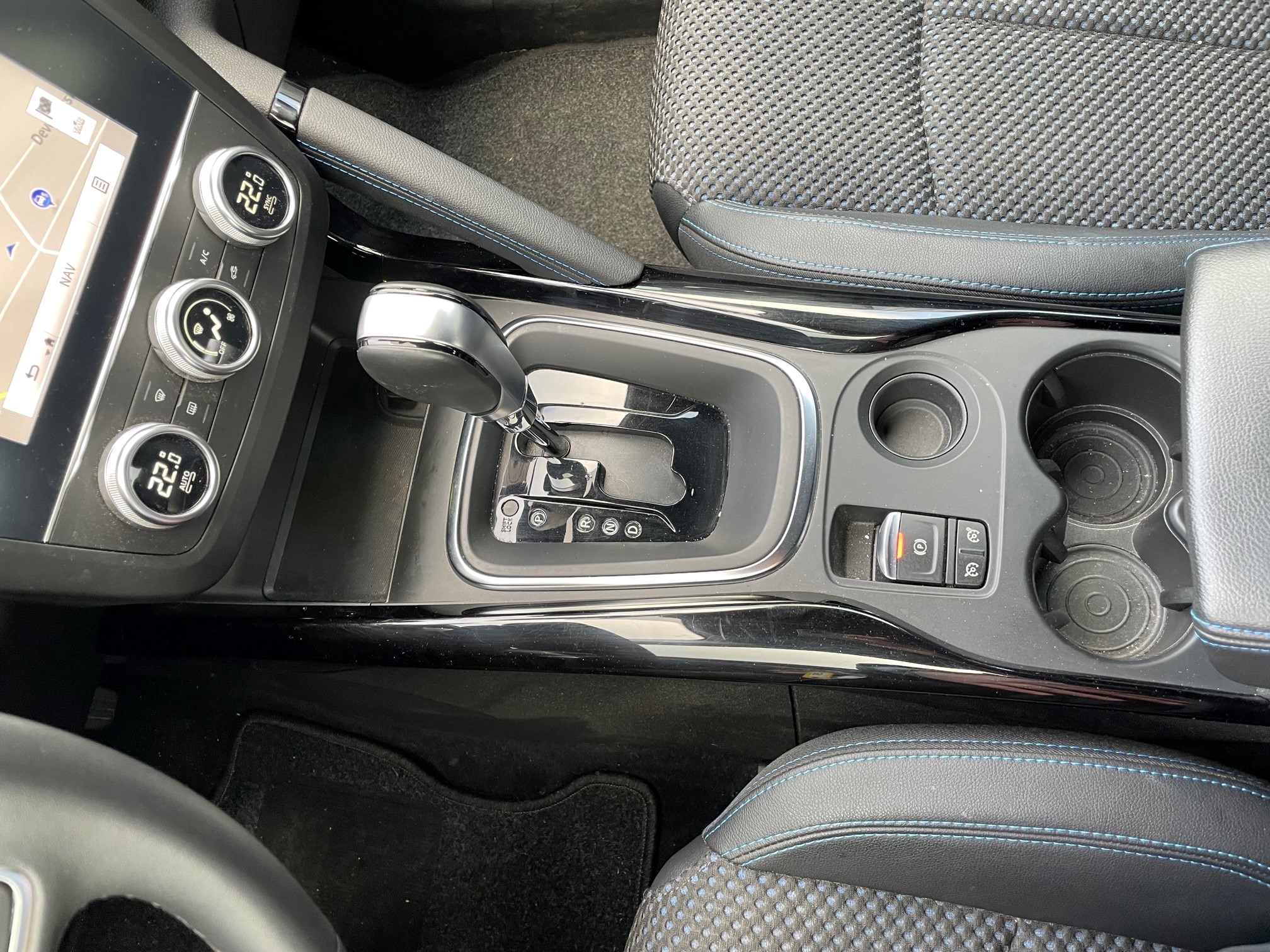 Renault Kadjar TCe 140 Limited Deluxe EDC GPF