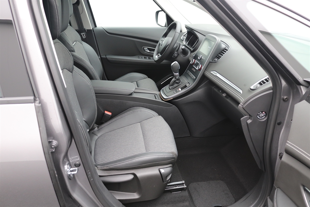 Renault Scenic TCe 140 Intens EDC GPF