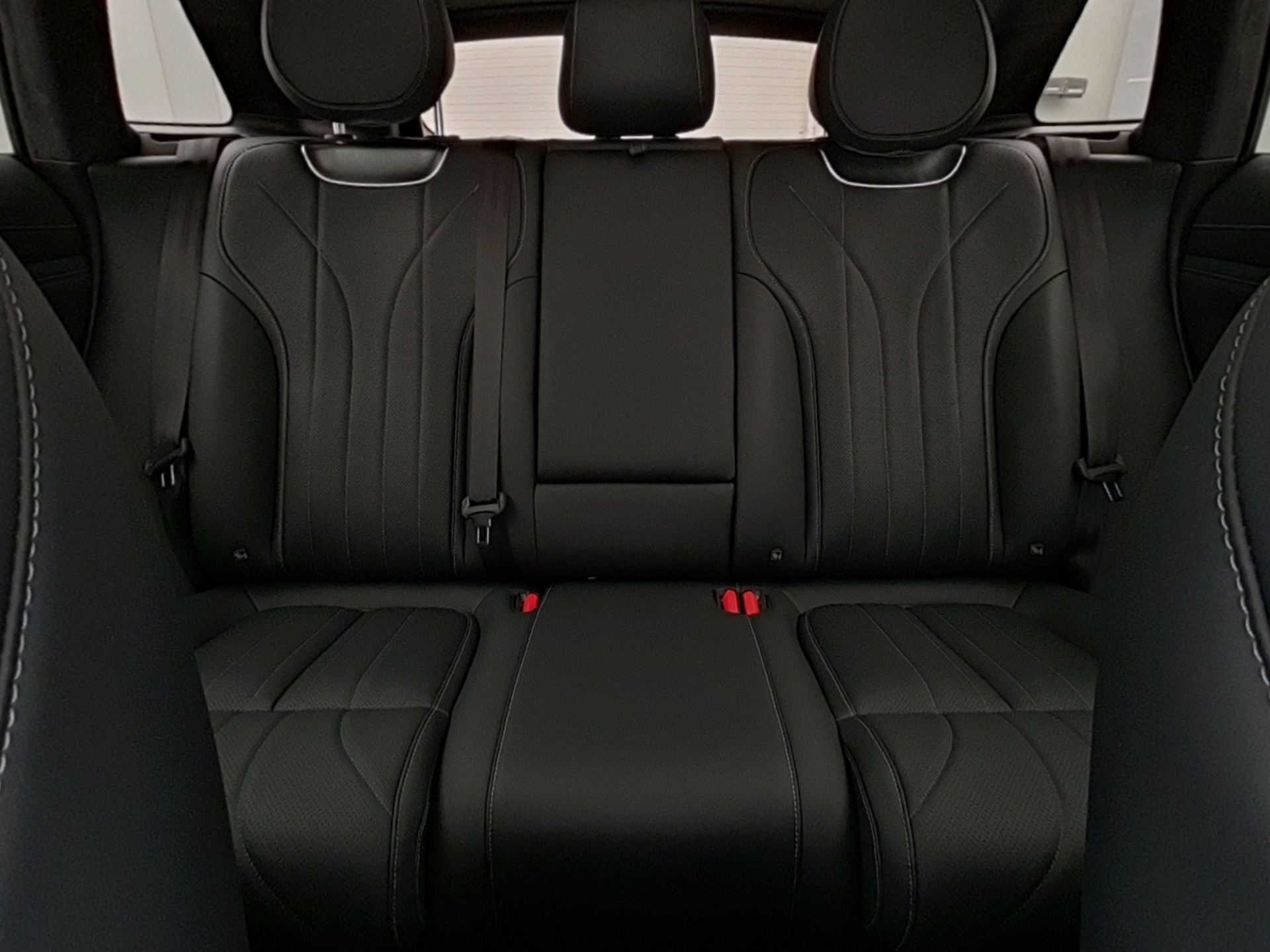 XPeng G9 LongRange+Graph/Schw Nappa+21"+Prem+AHK