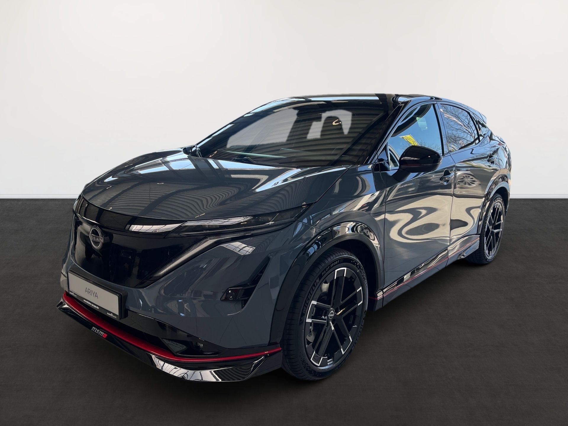 Nissan Ariya Nismo e-4orce (87kWh|22kW-OBC)