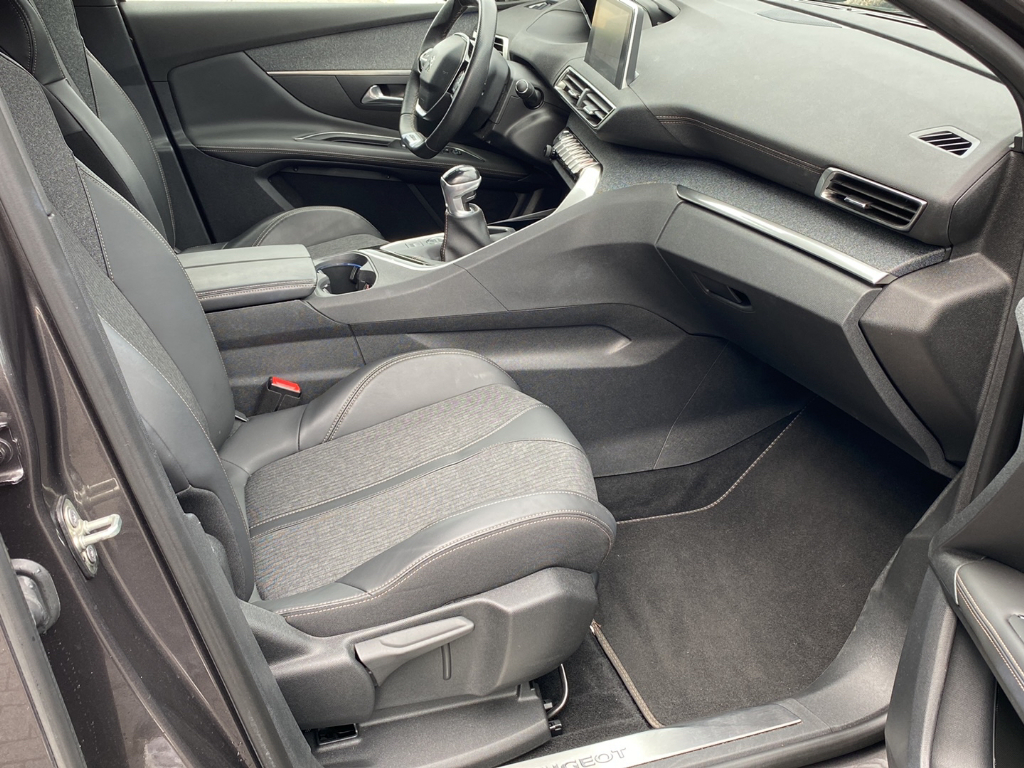 Peugeot 3008 BlueHDi 150 Allure GT-Line Paket