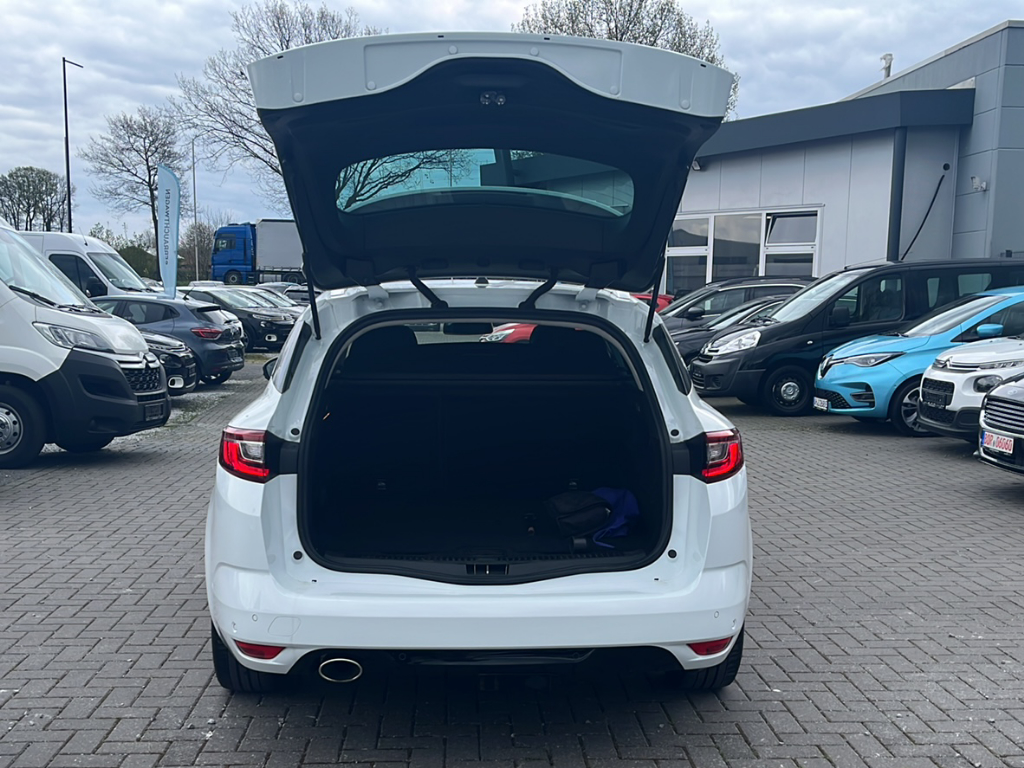 Renault Megane Grandtour Blue dCi 115 BOSE-Edition