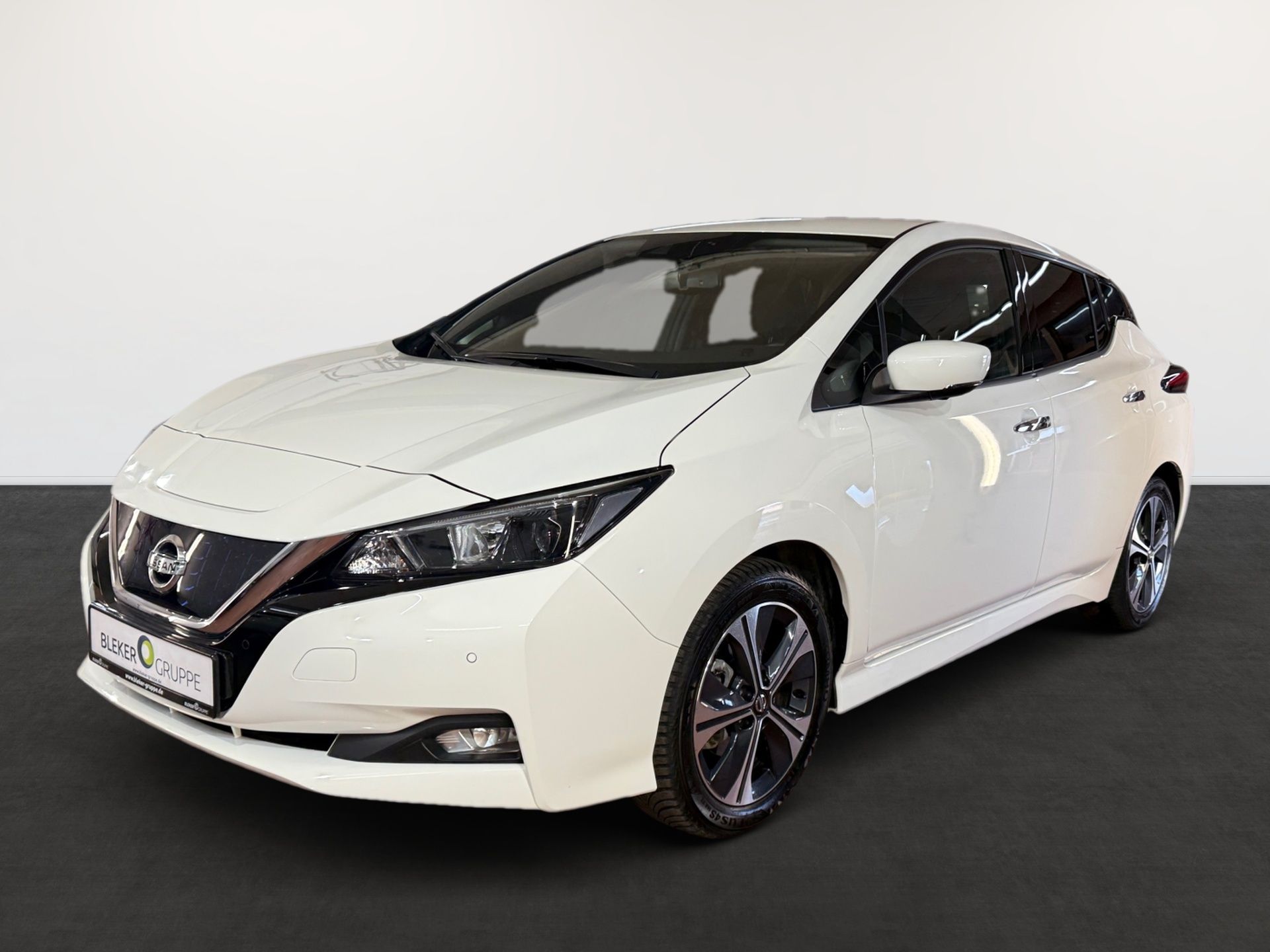 Nissan LEAF NISSAN LEAF (ZE1)