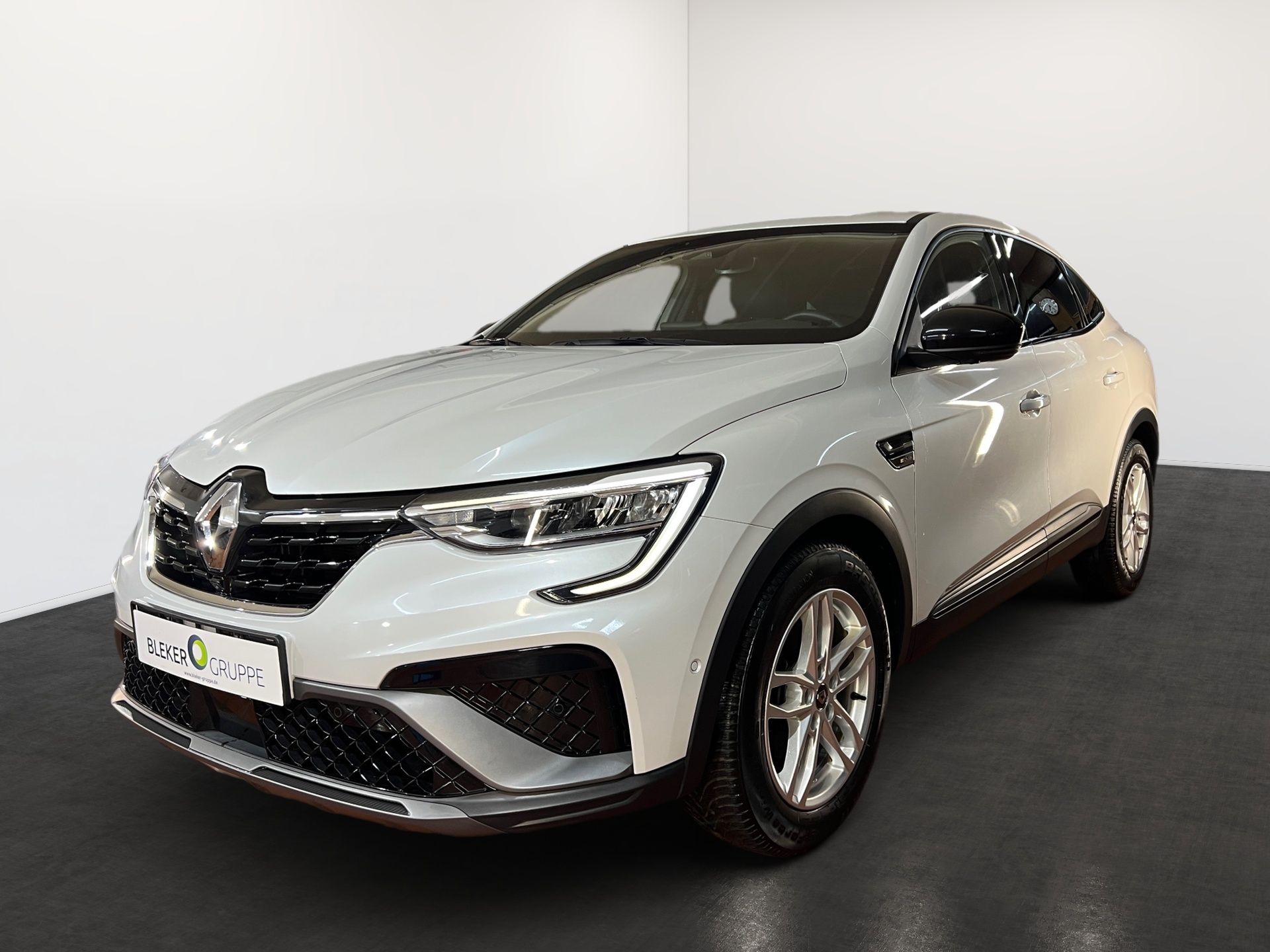 Renault Arkana 1.6 E-TECH Hybrid 145 R.S. Line (EURO 6d)