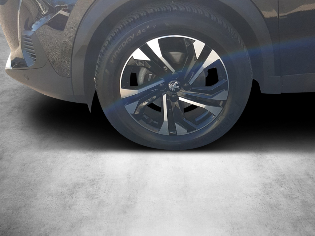 Peugeot 2008 Pure Tech 130 Allure