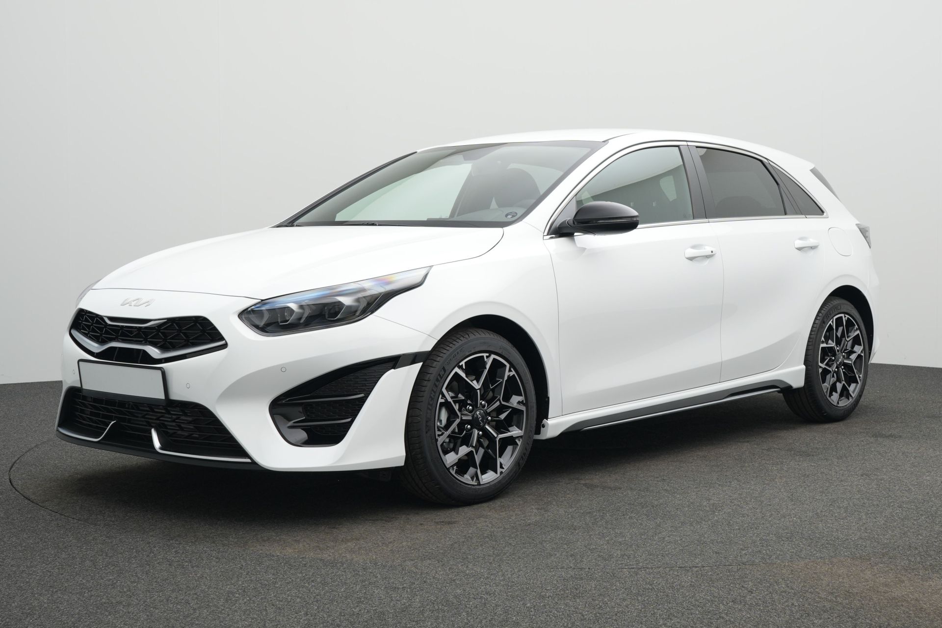 Kia Ceed _5 1.5T 140 GTL TEC
